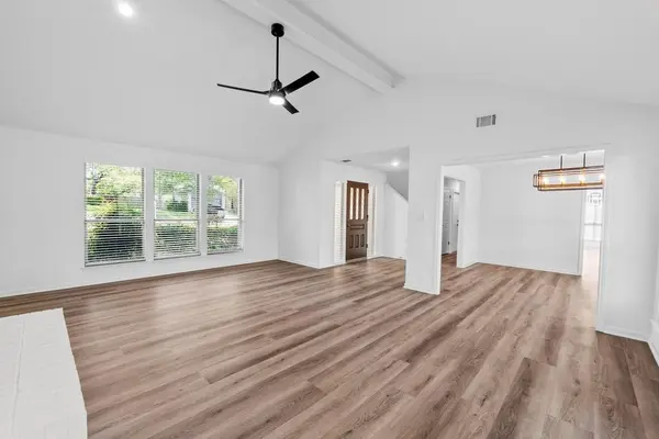 6603 Whitemarsh Valley WALK, Austin, TX 78746