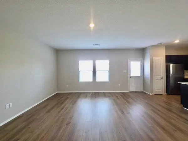 301 Freshwater DR, Bastrop, TX 78602