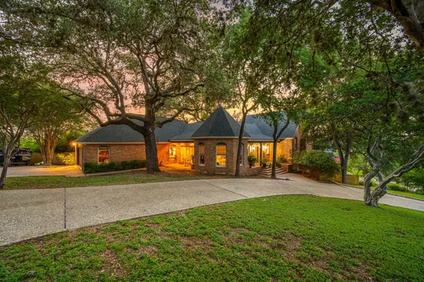 221 Camaro WAY, San Marcos, TX 78666