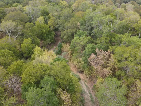 1285 Burdette Wells RD, Lockhart, TX 78644