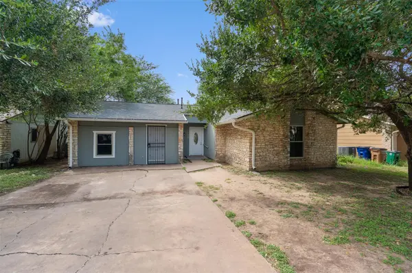 4809 BAYSIDE DR, Austin, TX 78744