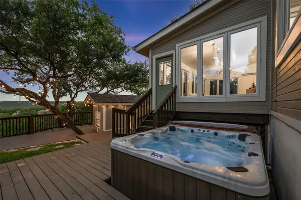 7414 Anaqua DR, Austin, TX 78750