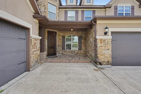 19089 Grandview PT, Montgomery, TX 77356
