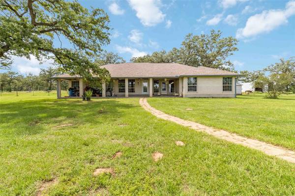1208 Jeddo RD, Rosanky, TX 78953