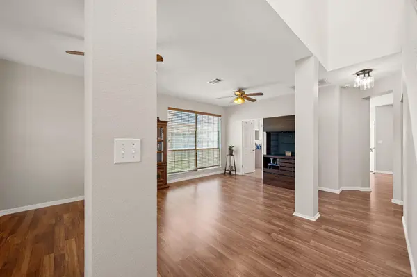 18001 Dansworth DR, Pflugerville, TX 78660