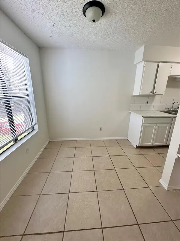 4322 Gillis ST #104, Austin, TX 78745