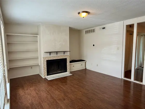 6910 Hart LN #703, Austin, TX 78731