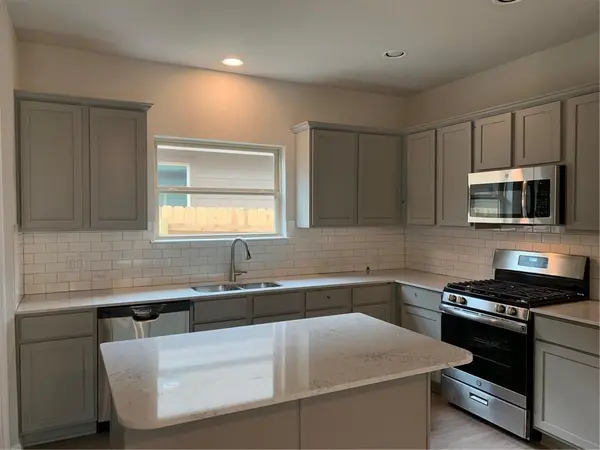 729 Durness DR, Pflugerville, TX 78660