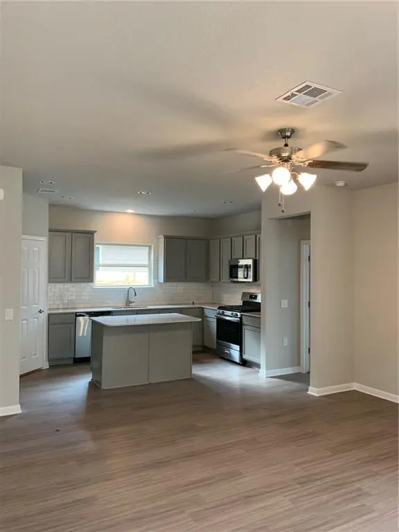 729 Durness DR, Pflugerville, TX 78660