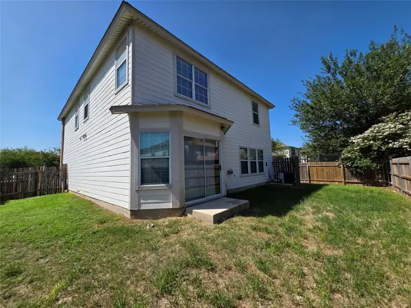 189 Ruidoso RD, Kyle, TX 78640