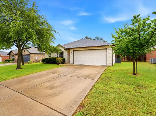 1004 Downridge DR, Leander, TX 78641