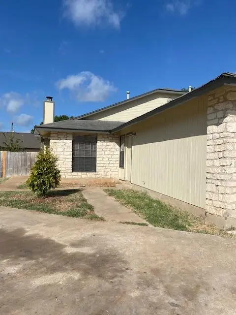 110 VERNA SPU, Georgetown, TX 78628