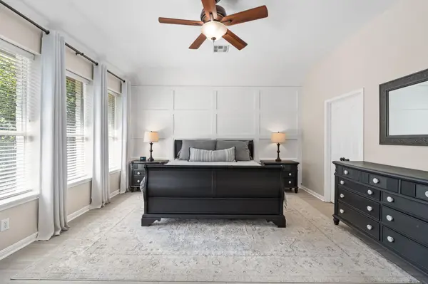 2401 Vestavia Ridge LN, Cedar Park, TX 78613