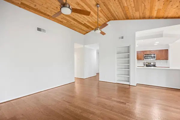 6000 Shepherd Mountain CV #1112, Austin, TX 78730
