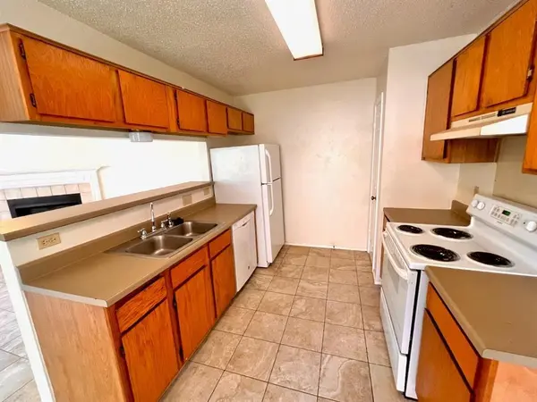 367 Fantail LOOP #B, Austin, TX 78734