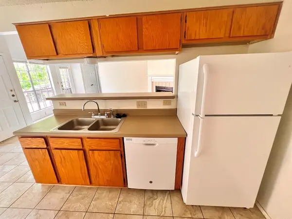 367 Fantail LOOP #B, Austin, TX 78734