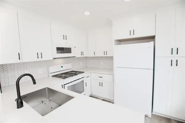 13103 Pollard DR, Austin, TX 78727
