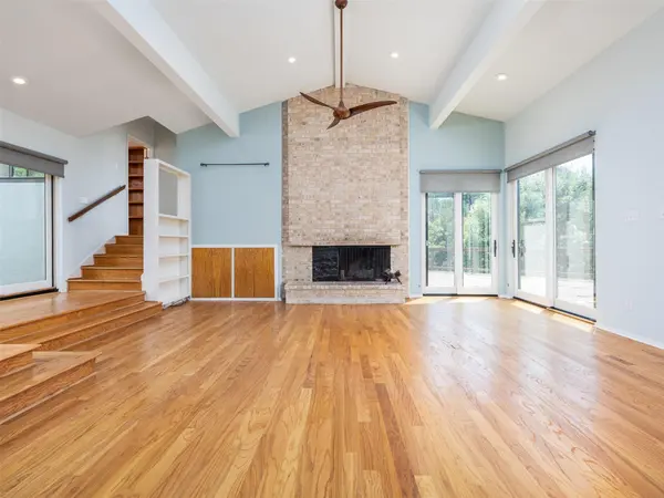 709 Lost CYN, West Lake Hills, TX 78746