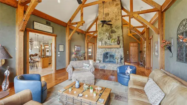 435 Placid LN, Lockhart, TX 78644