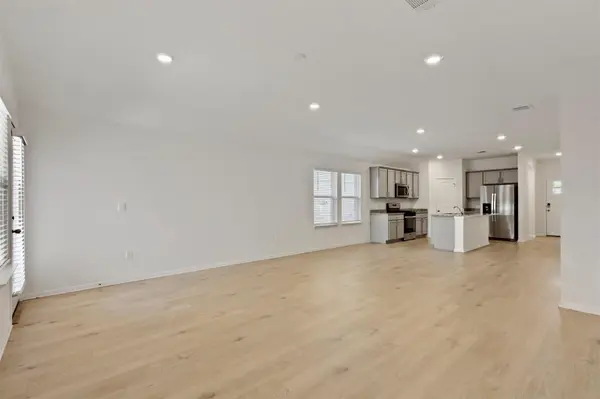 2816 Owl Head DR, Leander, TX 78641