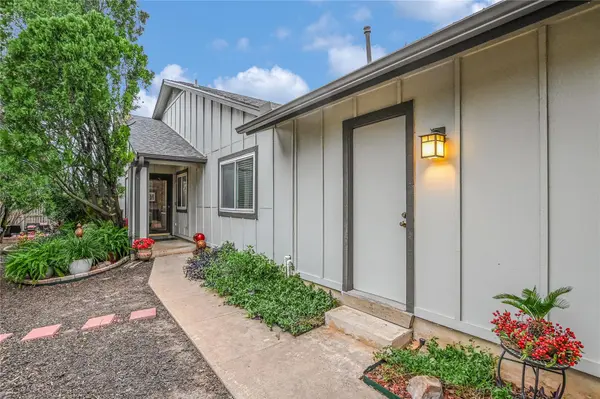9469 Singing Quail DR, Austin, TX 78758