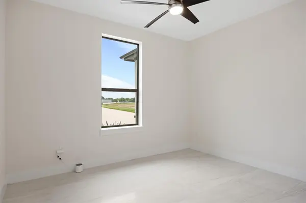 109 Fall DR, Georgetown, TX 78633