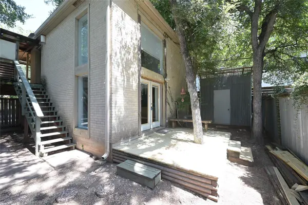 1603 Courtland LN, Austin, TX 78703