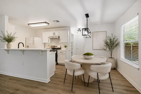 11504 Robert Wooding DR, Austin, TX 78748