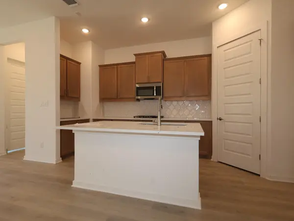 194 Norway Spruce ST, Dripping Springs, TX 78620