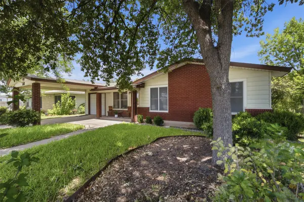 1410 Wooten DR, Austin, TX 78757
