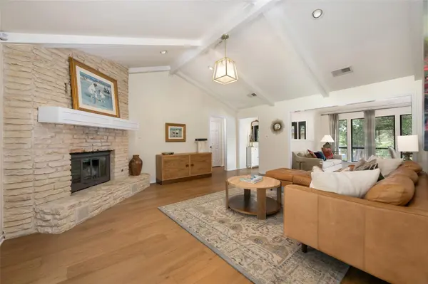 8400 Mesa Doble LN, Austin, TX 78759