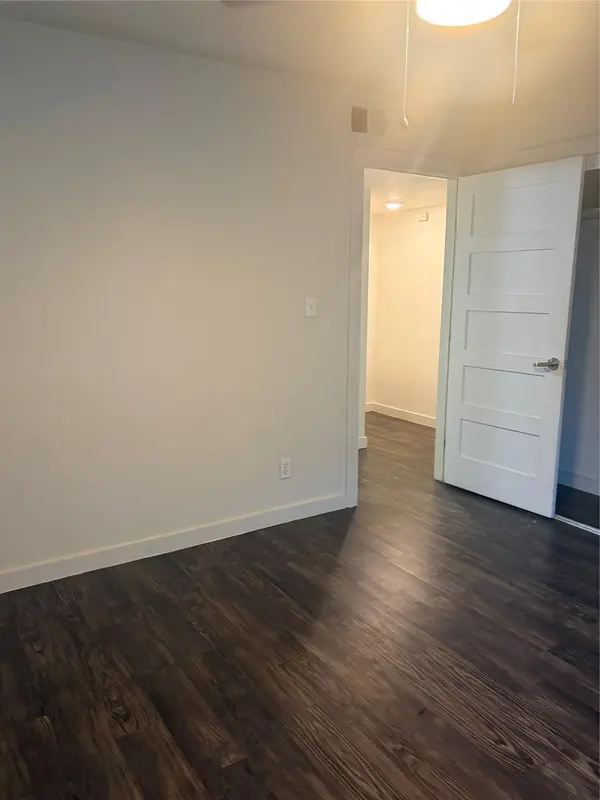 3503 Harmon Ave #102, Austin, TX 78705