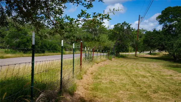 2041 Lone Man Mountain RD, Wimberley, TX 78676