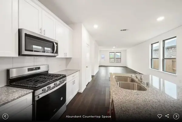 232 Groveland DR, Liberty Hill, TX 78642