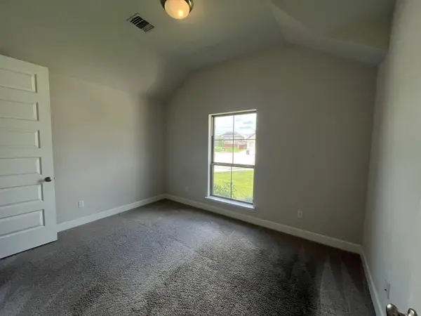 113 Ray CT, Liberty Hill, TX 78642