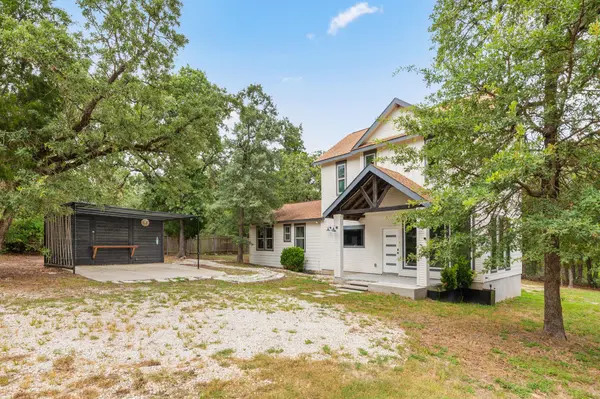 118 Camino De Agua, Elgin, TX 78621