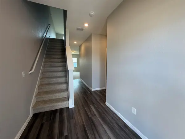 120 Aoudad RD, Hutto, TX 78634