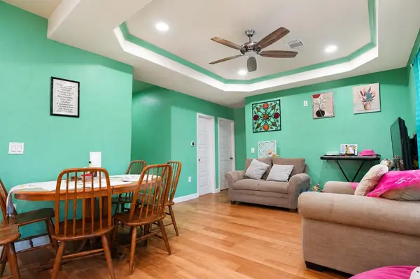 130 Los Arcos RD, Elgin, TX 78621
