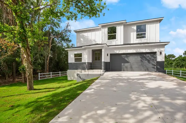 147 Kahana LN, Bastrop, TX 78602