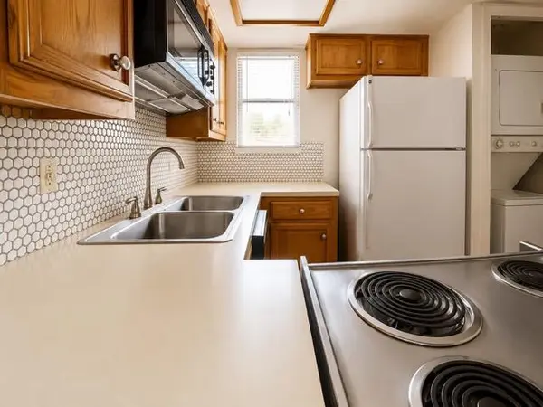 706 W 22nd ST #205, Austin, TX 78705