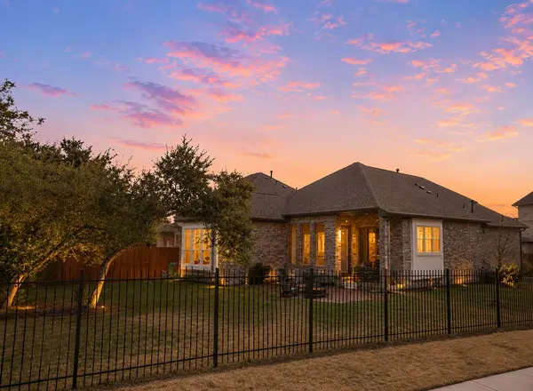 22614 Fountaingrass LN, Lago Vista, TX 78645