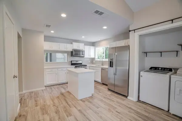 6306 Weeks CV, Austin, TX 78727