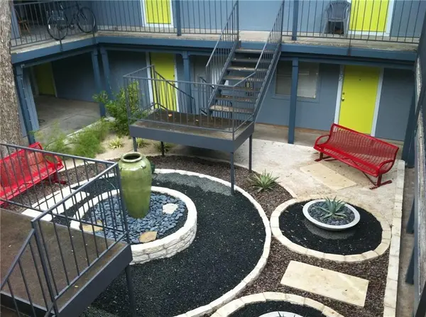 4209 Avenue B #108, Austin, TX 78751