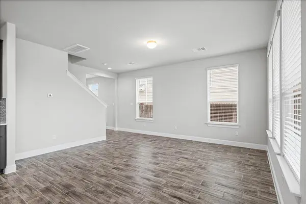 136 Free Stone DR, Georgetown, TX 78628