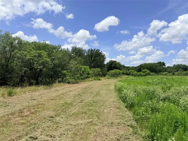 TBD FM 86 Tract 7 HWY, Luling, TX 78648