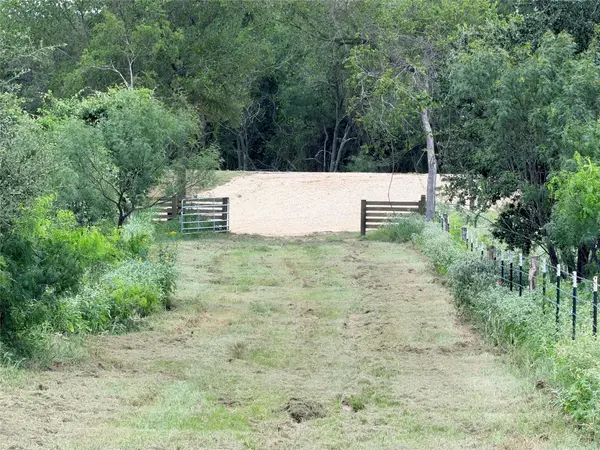 TBD FM 86 Tract 7 HWY, Luling, TX 78648