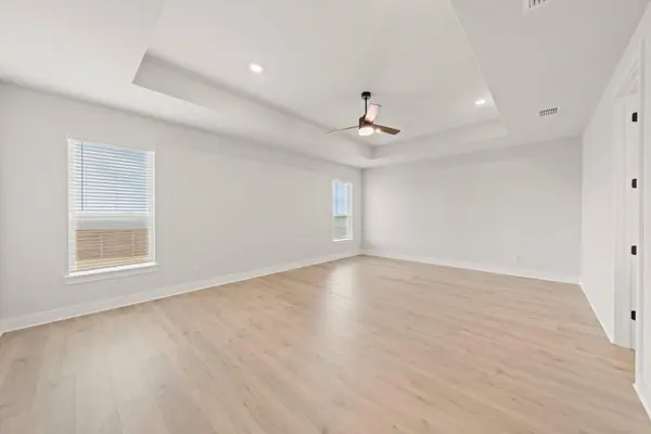 309 E Luna Blue LN, Jarrell, TX 76537