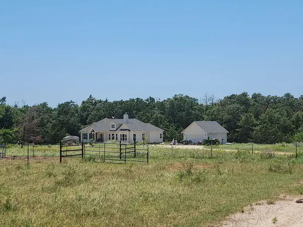 668 Fairview DR, Rockdale, TX 76567