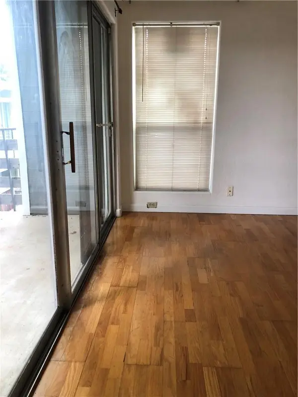112 W 38TH ST #202, Austin, TX 78705