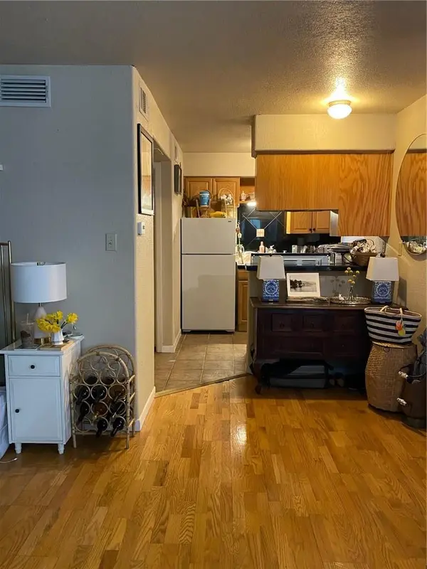 112 W 38TH ST #202, Austin, TX 78705